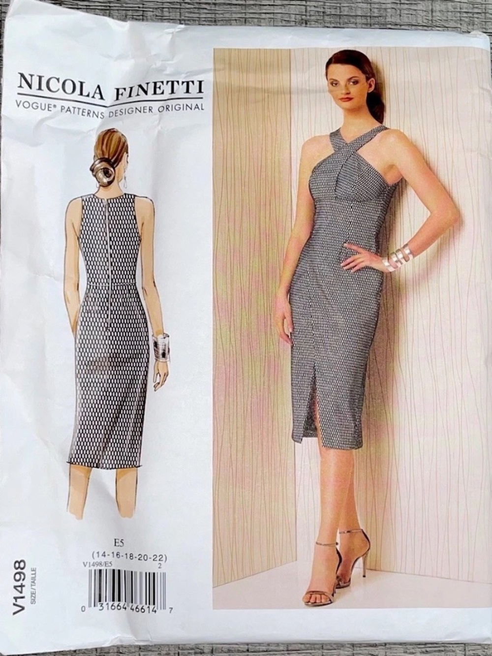 Vogue V1498 Dress Pattern Sizes 14-22 Uncut - Designer Nicola Finetti